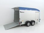 Debon Kofferanhänger Roadster Alu C700 179×378 H201 2,6t, Alu, Polybug, Tür, blau-Neu