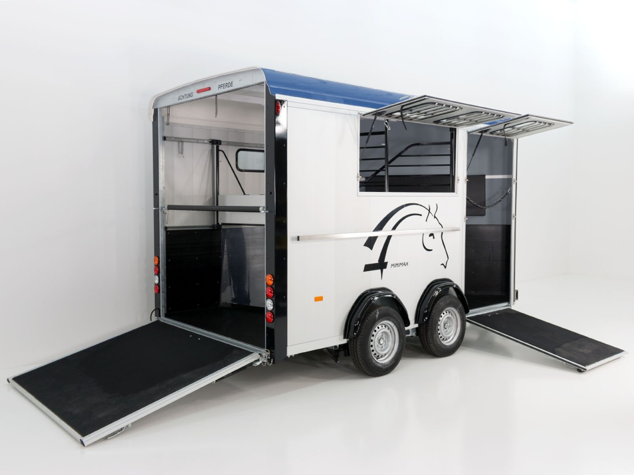 46.jpg Cheval Liberte Pferdeanhänger Maxi 3, 3 Pferde, Pullmann 2 Fahrwerk, blau-Neu – Bild 1