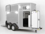 Ifor Williams Pferdeanhänger HB506|Sattelkammer|Silber-Neu – Bild 2